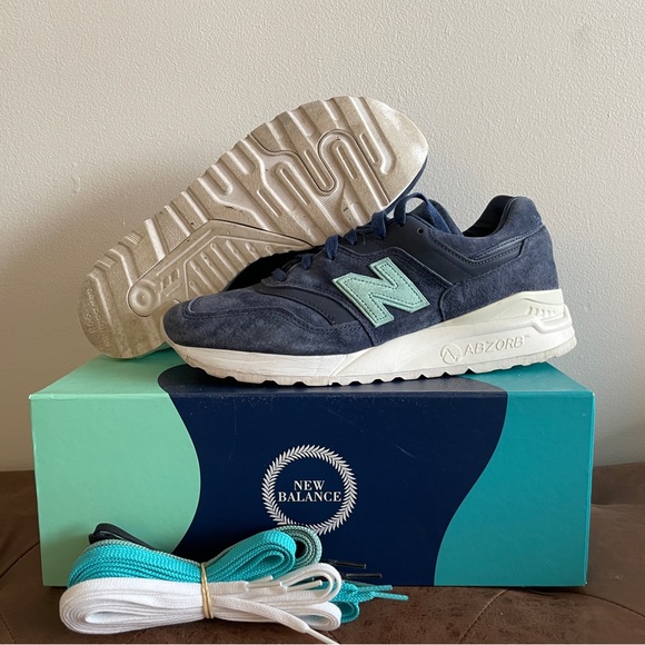 New Balance x Kith 997 NBM9975KH Mykonos Size 9 - Picture 2 of 6